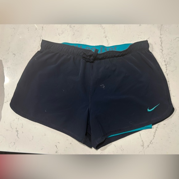 Nike Shorts w spandex attached - Picture 1 of 2